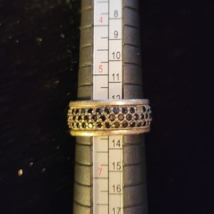 Slipada Ring